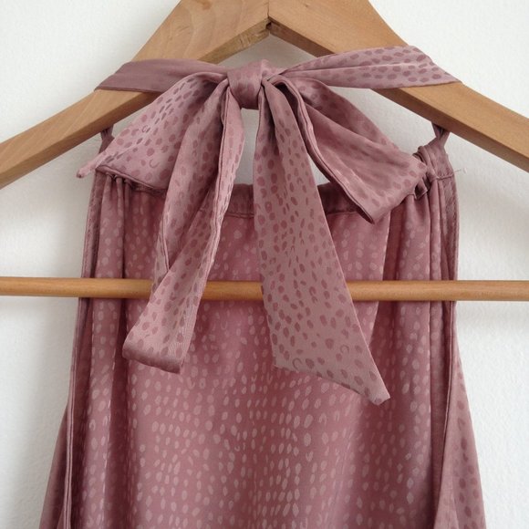 ✨HP✨ Only - Blush Halterneck Dress - Picture 11 of 15